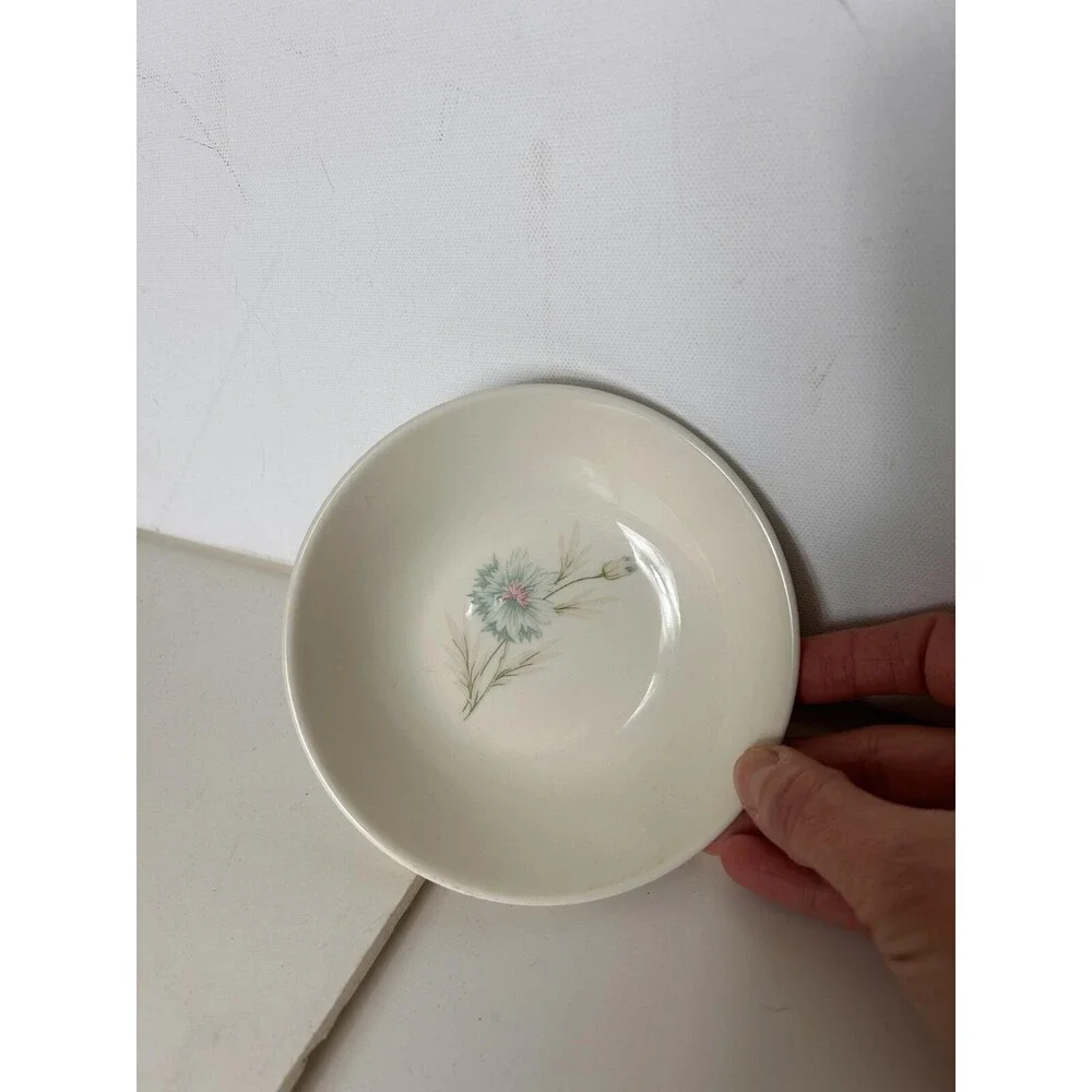 TAYLOR SMITH TAYLOR EVER YOURS BOUTONNIERE Bread Plate Flower